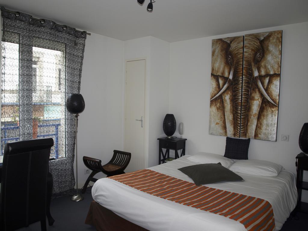 Auberge Du Cheval Blanc Baud Habitación foto